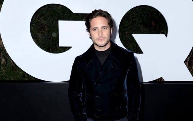 Diego Boneta tiene el mejor look de fiesta (y te decimos cómo imitarlo)